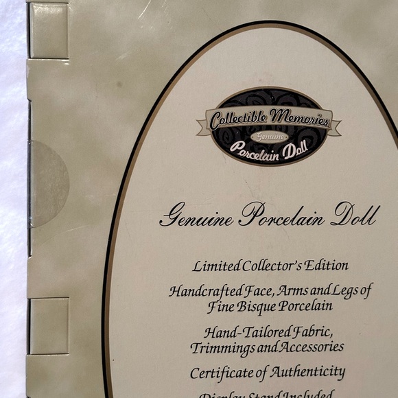 Porcelain Doll Collectable Memories Bride Emma - Picture 4 of 7